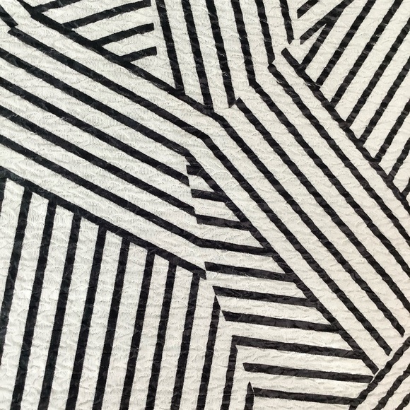 IC COLLECTION Asymmetric One-Button Blazer Jacket Textured White Black Lagenlook - Picture 9 of 12